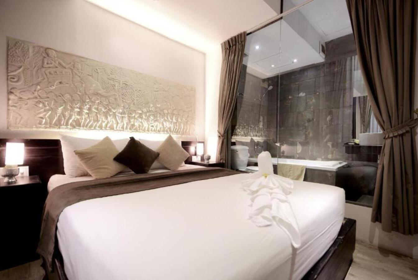 Blue Crystal Boutique Hotel Phnom Penh Eksteriør billede
