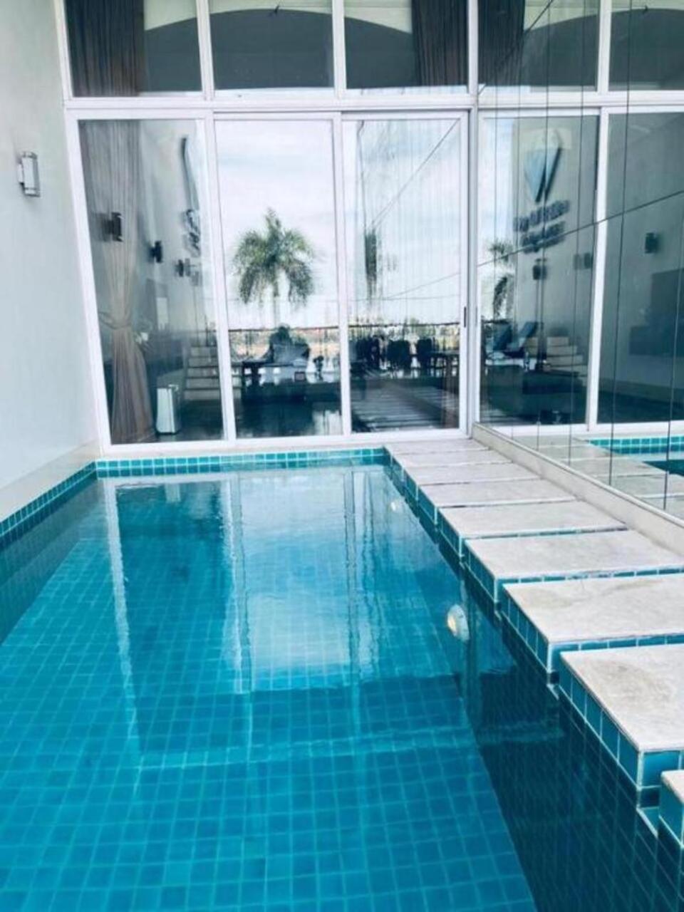 Blue Crystal Boutique Hotel Phnom Penh Eksteriør billede